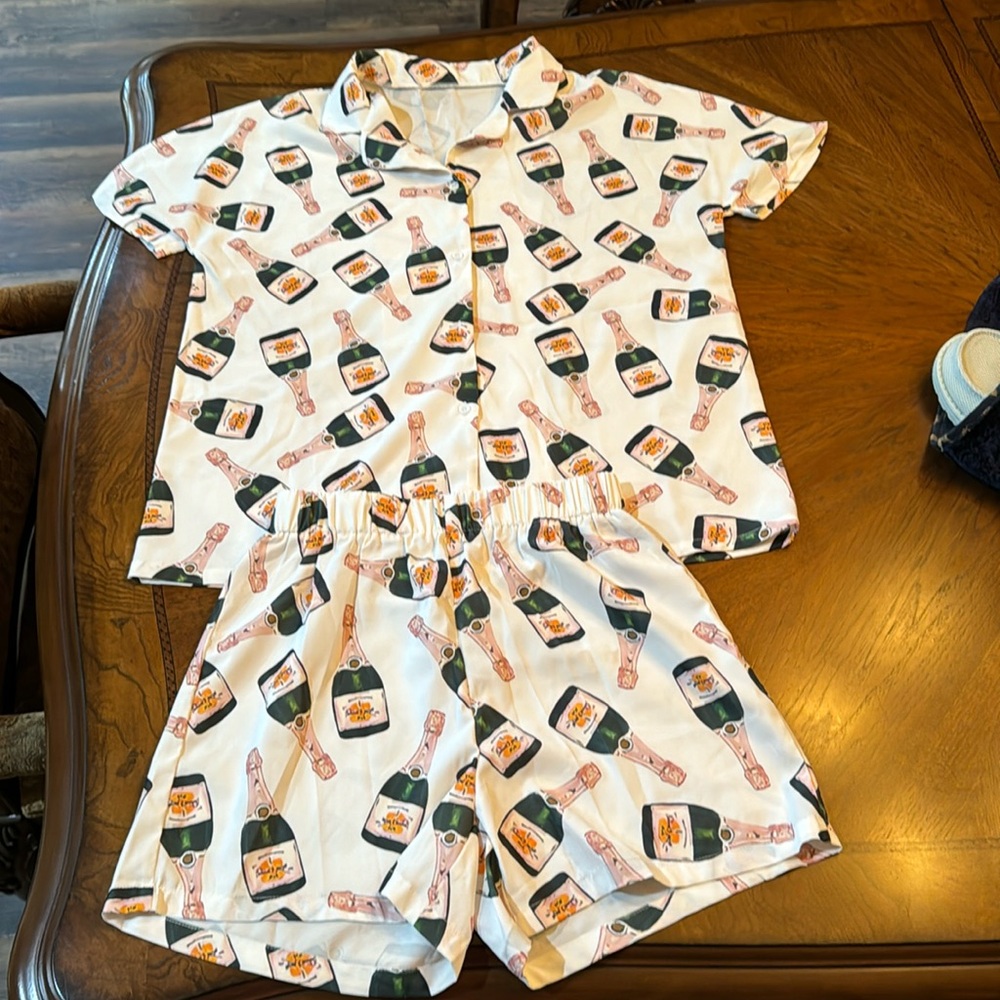 Champagne print pajamas